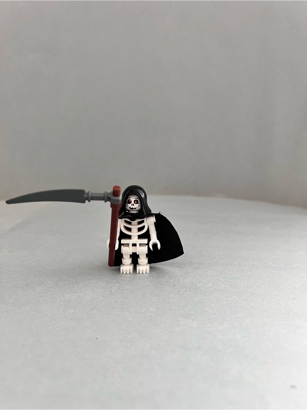 LEGO Castle Fantasy Era Skeleton Warrior Minifigure